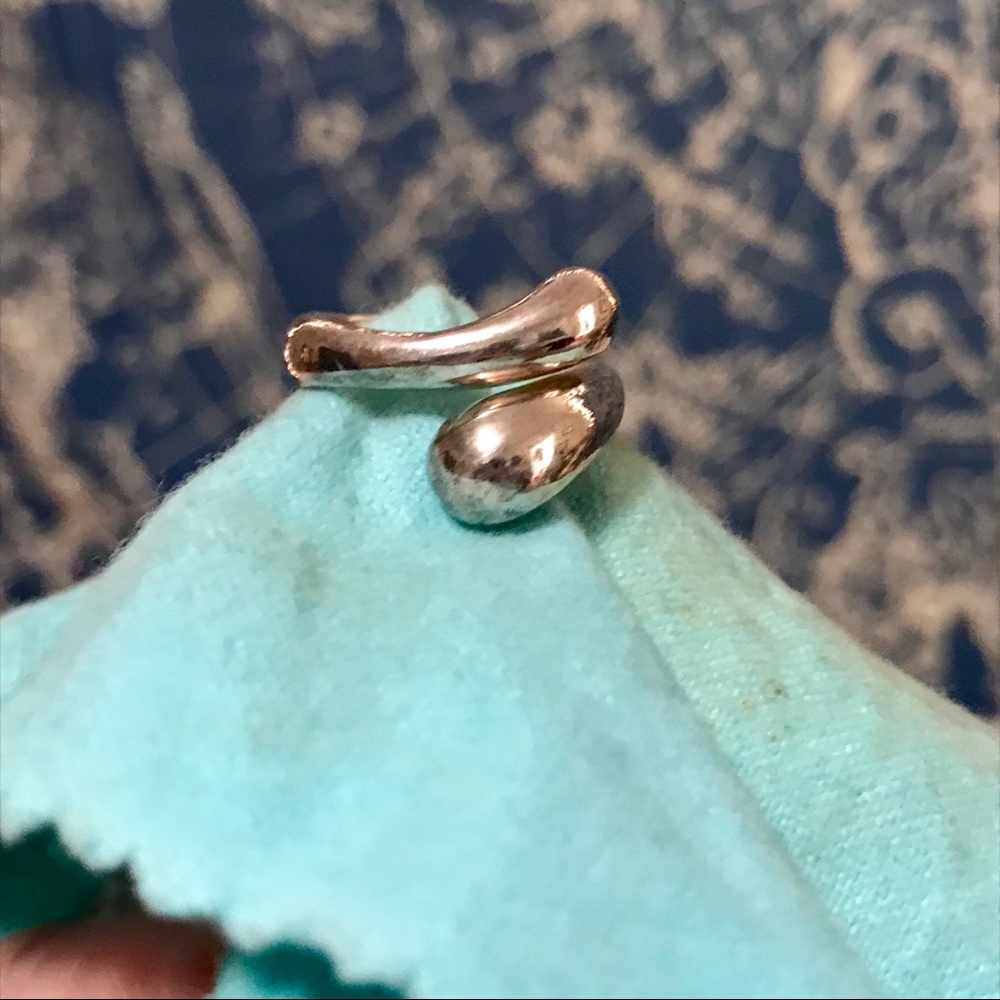 Sterling Silver ring - Picture 2 of 3